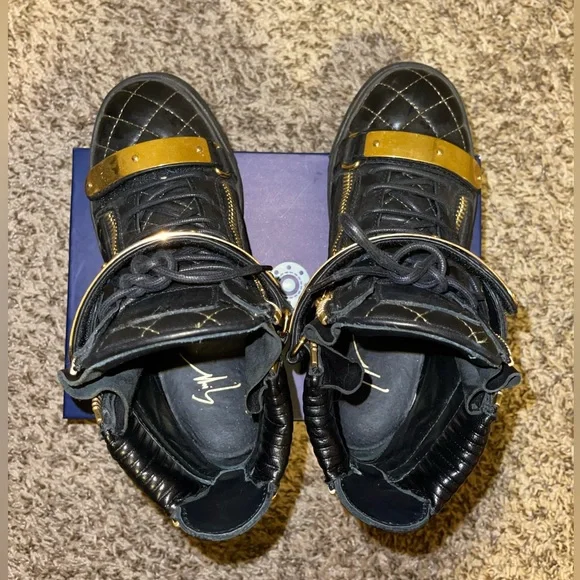 SOLD Giuseppe Zanotti Black Leather High Top Sneaker 36.5 Gold - Picture 2 of 7